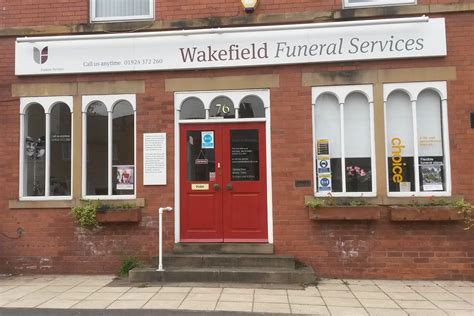Wakefield funeral services.  Dwaine L.  Find service information, send flow...