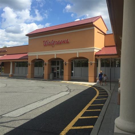 Walgreens - Glendale is located on 22280 N. 67th Ave., Glendale, Arizona 85310 Services. Digital photo pickup ... Walgreens - Peoria 9050 W Union Hills Dr, Peoria ... . 