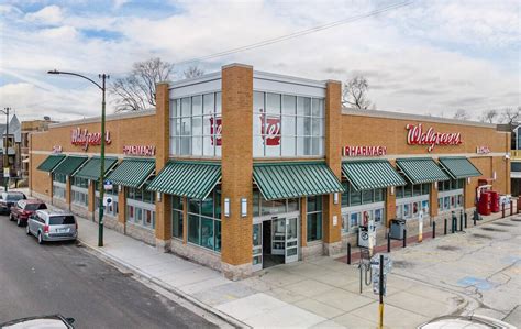 Visit your Walgreens Pharmacy at 600 W 79TH ST in Chanhas
