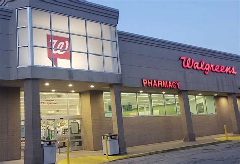 Walgreens closing 150 stores list. As you go about your day-to-day activities, it’s not uncommon to find yourself in need of a quick stop at the nearest Walgreens store. Whether you’re looking for medication, person... 