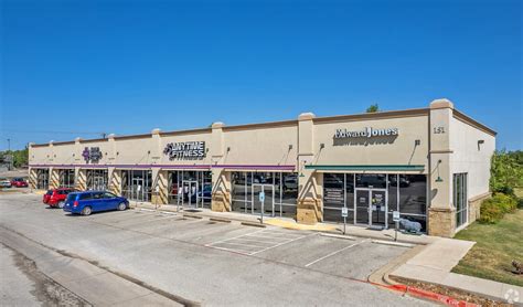 Walgreens hutto tx 78634. 119 ED SCHMIDT BLVDHUTTO, TX 78634. 33.2 mi. 512-759-3739 View on map. Store & Photo; Opens soon at 7am. Pharmacy; Closed • Opens at 8am. Pickup & delivery ... 