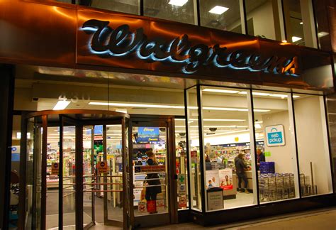 Walgreens michigan avenue chicago. Find a Walgreens store near you. Extra 15% off $35&plus; sitewide* with code SPRING15; Up to 60% off clearance 