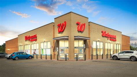 Walgreens niagara falls blvd. 1306 Military Rd. Niagara Falls, NY 14304. (716) 298-3504. Walgreens Pharmacy #13751, NIAGARA FALLS, NY is a pharmacy in Niagara Falls, New York and is open 7 days per week. Call for service information and wait times. 