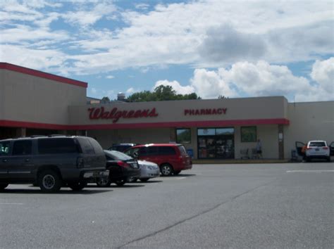 Walgreens Pharmacy #9340, CLARKSVILLE, TN. 2109 Wilma Rudolph Blvd. Cl