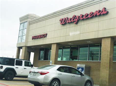 Walgreens pearland barry rose. Feb 22, 2023 · The Pearland City Council moved forward with two contract updates for a Barry Rose Water Reclamation Facility expansion due to approaching state-mandated deadlines and aged infrastructure. 