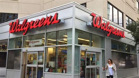 Walgreens pharmacy hours new year's day. Things To Know About Walgreens pharmacy hours new year's day. 