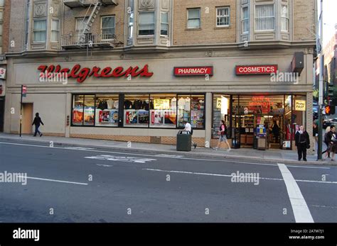 Walgreens san francisco photos. San Francisco is a city that is known for its stunning views, vibrant culture and bustling streets. It’s a popular travel destination and attracts millions of visitors every year. ... 