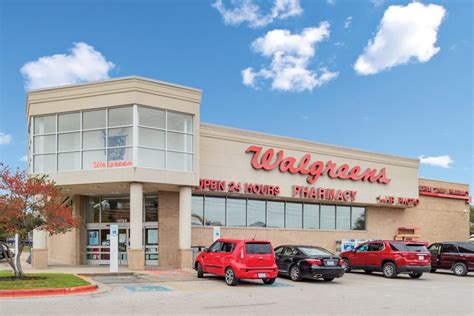 Store #4543 Walgreens Pharmacy at 805 S VAL VISTA DR Gilbert, AZ 85296. Cross streets: Southeast corner of VAL VISTA & WARNER Phone : 480-892-6039 is not actionable to desktop users since it is disabled. 