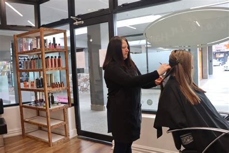 Walk in hairdressers. Things To Know About Walk in hairdressers. 