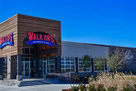 Walk ons zachary. Walk-On's Sports Bistreaux | Order Food | Restaurant Menu. Menu By Locations. Starters. Fried Pickle Chips. hand battered. Queso Dip. jalapeños, tortilla chips. Waffle Cheese … 