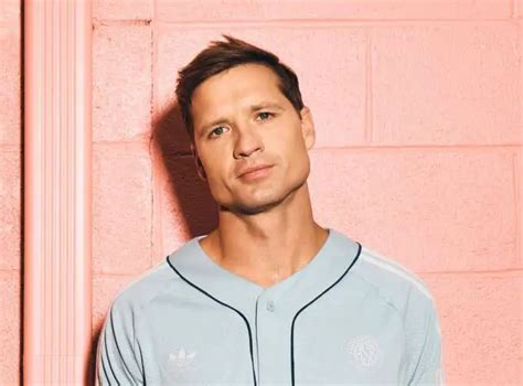Walker hayes net worth 2022. While it's challenging to pinpoint an exact figure, given the dynamic nature of an artist's net worth, it is projected that by 2024, Walker Hayes' net worth will exceed $5 million. This estimation takes into account his successful music career, entrepreneurial endeavors, and various income streams. 