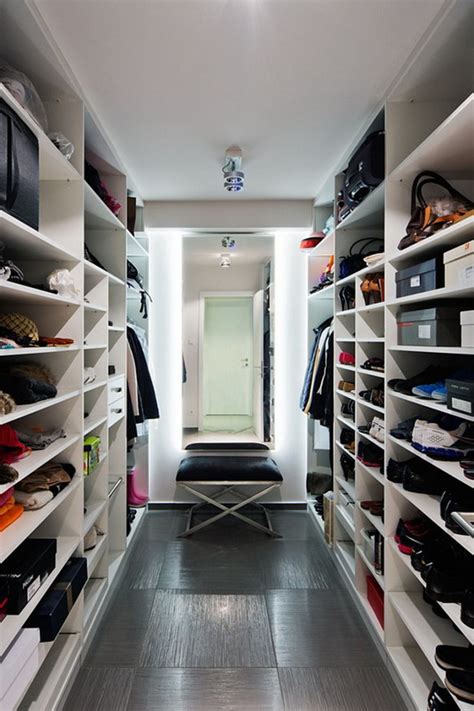 Walkin closet. Oct 2, 2020 ... ... walk-in closet ideas to inspire your dressing room venture. From the bright and colorful to the romantic and moody, these closets will help ... 