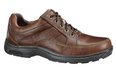 Walking company shoes. Welcome to our ultimate guide on balancing style and comfort in footwear! We understand that finding the perfect shoe can be a challenging quest. In this blog post, we'll delve into the differences between men's casual shoes and athletic shoes and women's casual shoes and athletic shoes. We'll explore their construction, fit, and durability. 