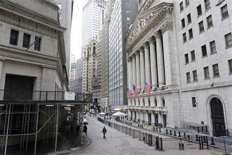 Wall Street drifts lower following weaker reports on economy