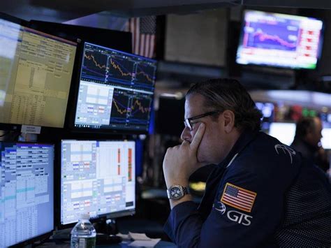 Wall Street subdued ahead of jobs data, Good Friday holiday