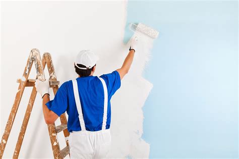 Wall painter. Cracks in your walls are unavoidable, but are they a cosmetic problem or an early warning sign? Cracks in your wall can inspire a sense of impending doom, especially if your home i... 