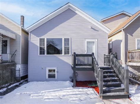 3 beds, 3 baths, 7947 sq. ft. multi-family (2-4 unit) located at 3201 S Wallace St, Chicago, IL 60616. View sales history, tax history, home value estimates, and overhead views. APN 17331120010000.. 