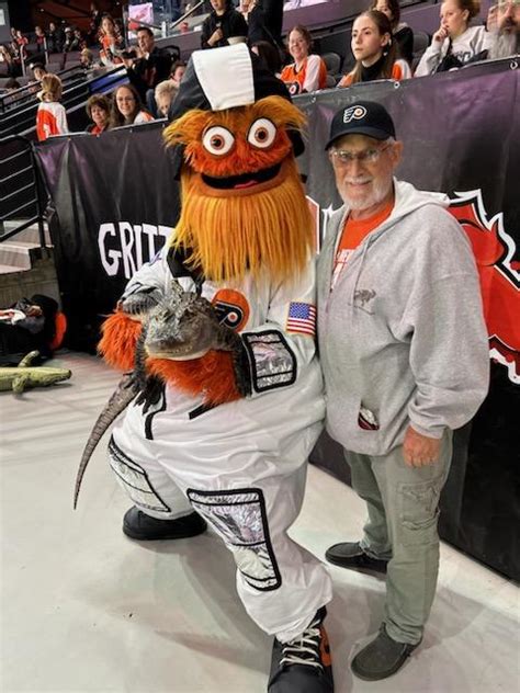 Wally the emotional support alligator attends Philadelphia Flyers game after Phillies snub