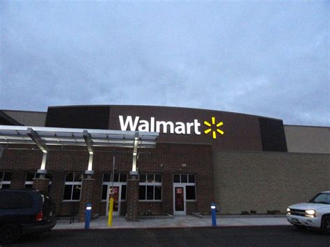 Walmart burnsville. Spruce Pine Supercenter. Walmart Supercenter #2749 2514 Halltown Rd, Spruce Pine, NC 28777. Open. ·. until 11pm. 828-766-9991 Get Directions. Find another store. Make this my store. 