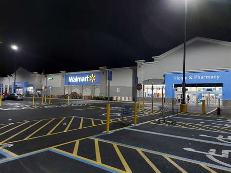 Walmart chicopee. WalMart in Chicopee, MA 01020. Advertisement. 591 Memorial Dr Chicopee, Massachusetts 01020 (413) 593-3192. Get Directions > 4.0 based on 604 votes. Hours. Mon: 07:00 ... 