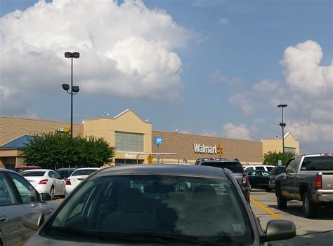 Walmart dc olive branch ms. 1.4 miles away from Walmart Bakery Dollar General Olive Branch is proud to be America's neighborhood general store. We strive to make shopping hassle-free and affordable with more than 15,000 convenient, easy-to-shop stores. 