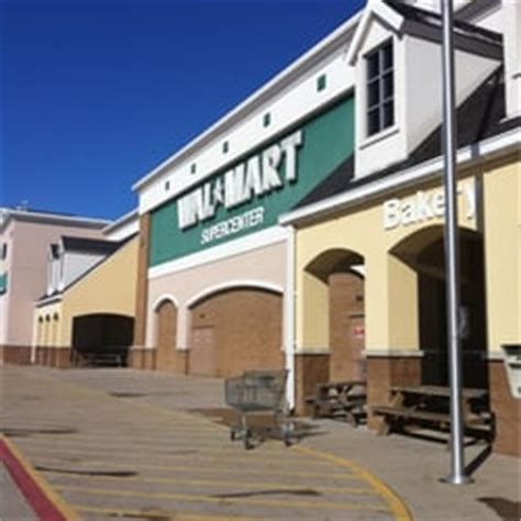 Walmart desoto. Walmart Consolidation Center Desoto, TX 6938. (972) 228-8505. 830 Centre Park Blvd E, DeSoto, Texas 75115. 