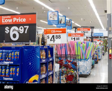 Walmart discount center. Walmart is discounting thousands of items with 