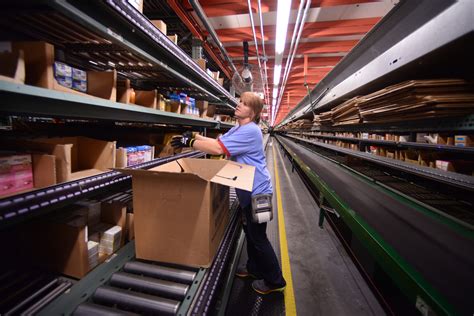 Outbound Lead About the Job All staff in our Fulfillment Centers are responsible for getting Walmart customers their orders. You are responsible for ensuring&nbsp;smooth day to day&nbsp;operation of the Outbound department within the fulfillment center. Responsibilities include, but are not limited to the following:&nbsp; Serve as a lead over …