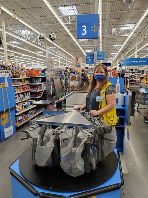 Walmart dunnellon florida. Business profile of Vision Center At Walmart, located at 11012 North Williams St., Dunnellon, FL 34432. Browse reviews, directions, phone numbers and more info on Vision Center At Walmart. 