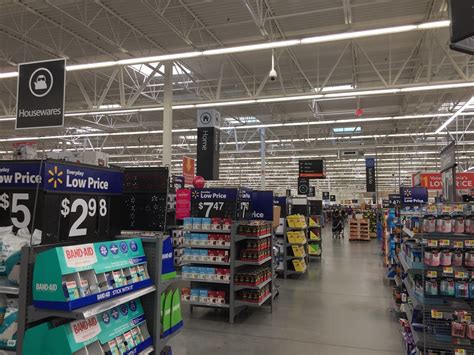 Walmart Greenacres - Forest Hill Blvd, Greenacres, Florida. 1,687 likes · 4,669 were here. Shopping & retail.