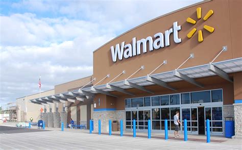 Walmart's same-store sales dropped due to falling food prices, but o