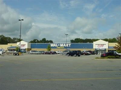 Walmart gallatin tn. 