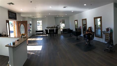 Finding a good hair salon can be a challenge. With so many options available, it can be hard to know which one is right for you. Whether you’re looking for a simple trim or a complete makeover, it’s important to find a salon that will provi.... 
