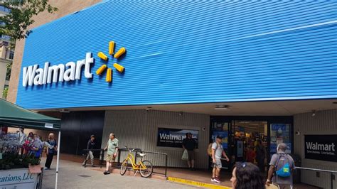 Walmart honolulu hi united states. Store was not crowded and multiple cashiers were on duty. Pretty much in and out." Top 10 Best Walmart, in Honolulu, HI - December 2023 - Yelp - Walmart, Target, Don Quijote - Kaheka, Foodland, Sam's Club, Costco. 