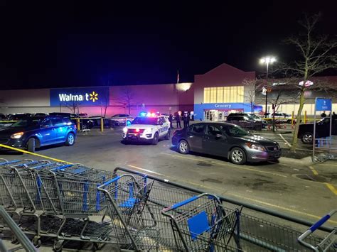 Walmart morse road. According to Columbus Police, officers responded at approximately 7 p.m. Saturday to the Walmart at 3900 Morse Road in Easton for reports of a shooting in the parking lot. 