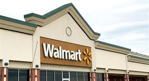 Walmart newport ri. PROVIDENCE, R.I. (WPRI) ─ Certain Walmart pharmacies in Rhode Island will soon begin offering the COVID-19 vaccine to those who are eligible, according to the company. Walmart said Wednesday ... 