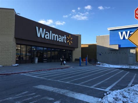 Walmart north ave. 2 critical after shooting at Whitehaven townhome complex. MEMPHIS, Tenn. (WMC) - A woman and man are both fighting for their lives after … 