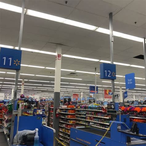Walmart north topeka. Walmart raises pay for store managers. Walmart store managers are the best leaders in retail, and we’re investing in them – simplifying their pay structure and redesigning their bonus program, giving them the opportunity to earn an annual bonus up to 200% of their base salary. 