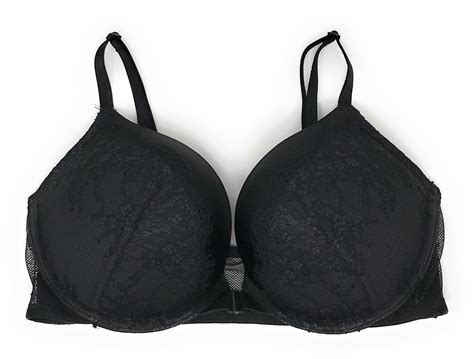 Walmart push up bras. Push-up bras have an angular shape that is meant to push the breasts up and slightly together to enhance your cleavage. To do this, most brands add padding to the cups. Underwire is also commonly used to lift the breasts, though not all push-up bras have both padding and underwire. There are some seamless bras that have only padding, without ... 