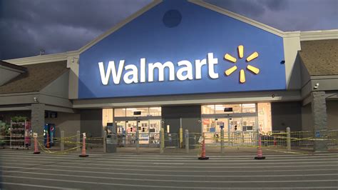 Walmart quincy fl. Game Store at Quincy Supercenter. Walmart Supercenter #488 1940 Pat Thomas Pkwy, Quincy, FL 32351. 