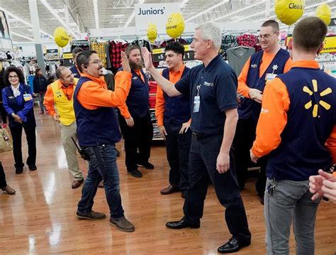 The average Resolution Coordinator base salary at Walmart is $39K per year. The average additional pay is $0 per year, which could include cash bonus, stock, …. 