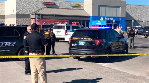 PINEVILLE, N.C. (QUEEN CITY NEWS) — A Walmart employee was shot in the leg during a scuffle inside the store that began over unpaid chicken, according to the Pineville Police Department.. 