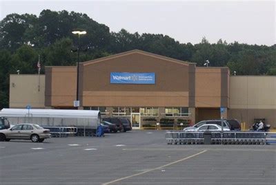 Walmart southington ct. If you'd like to see what we have in store, visit us in-person at 235 Queen St, Southington, CT 06489 . We're here every day from 6 am to help you pick out the perfect TV. Have some questions before you come down? Give our knowledgeable associates a call at 860-621-9540 and they'd be happy to help. 