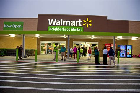Walmart stores open now. New Bern Neighborhood Market Neighborhood Market #7218 2915 Neuse Blvd New Bern, NC 28560. Open. ·. until 11pm. 252-649-6052 1.69 mi. Grantsboro Supercenter Walmart Supercenter #7238 11233 B Nc 55 Hwy Grantsboro, NC 28529. Open. ·. until 11pm. 