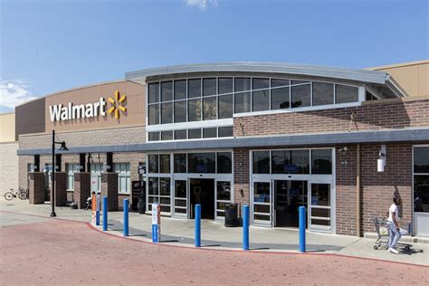 Walmart supercenter 10330 w silver spring dr milwaukee wi 53225. Feb 8, 2023 · A Walmart Inc. store in Milwaukee is scheduled to close this year. The retailer announced Wednesday that its store at 10330 W. Silver Spring Drive will close by March 10. Walmart (NYSE: WMT ... 