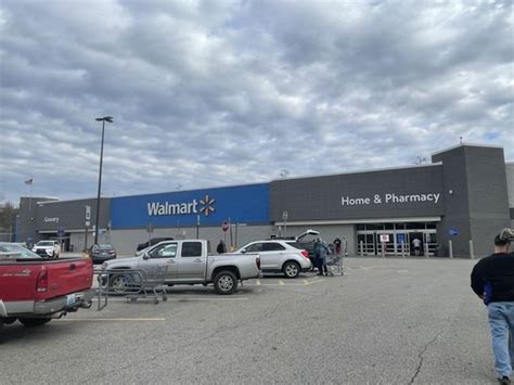 Walmart supercenter 12504 us-60 ashland ky 41102. According to our records, this business is located at 12504 Us Route 60 in Ashland (in Boyd County), Kentucky 41102, the location GPS coordinates are: 38.3899116516113 (latitude), -82.7136917114258 (longitude). Walmart Supercenter is categorized under Department Stores (Except Discount Dept Stores). 