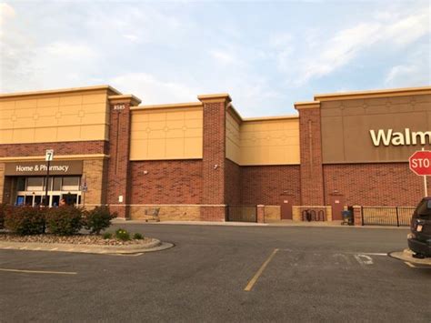 Walmart supercenter 8585 pearl rd strongsville oh 44136. Hipermarket di Strongsville, OH 