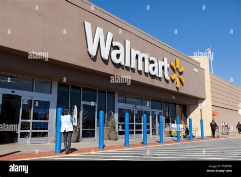 Walmart supercenter alexandria va. Walmart Supercenter | 4611 State Hwy. 29 S, Alexandria, MN, 56308 | 