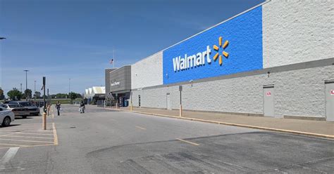 Walmart Supercenter #653 300 Clinic Dr, Hopkinsville, KY 