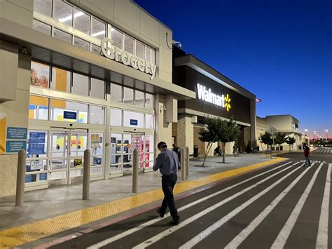 Walmart west sacramento ca. Walmart West Sacramento, CA (Onsite) Full-Time. CB Est Salary: $38K - $49K/Year. Job Details. favorite_border. Walmart - 755 Riverpoint Ct - [Retail Associate / Team Member / up to $26-hr] - As a Cashier at Walmart, you'll: Smile, greet, and thank customers with a positive attitude; Stand for long periods of time … 